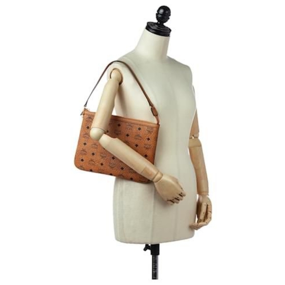 MCM Visetos Leather Pochette Cognac - Picture 5 of 12